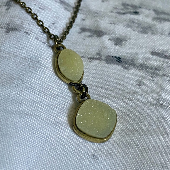 Druzy Crystal Pendant Necklace - Picture 2 of 3